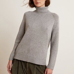 TARYN LUX CASHMERE BLEND TURTLENECK SWEATER